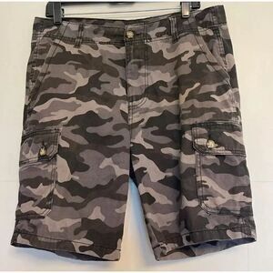 Highland Men’s Black Camouflage Cargo Short Pant Size 34